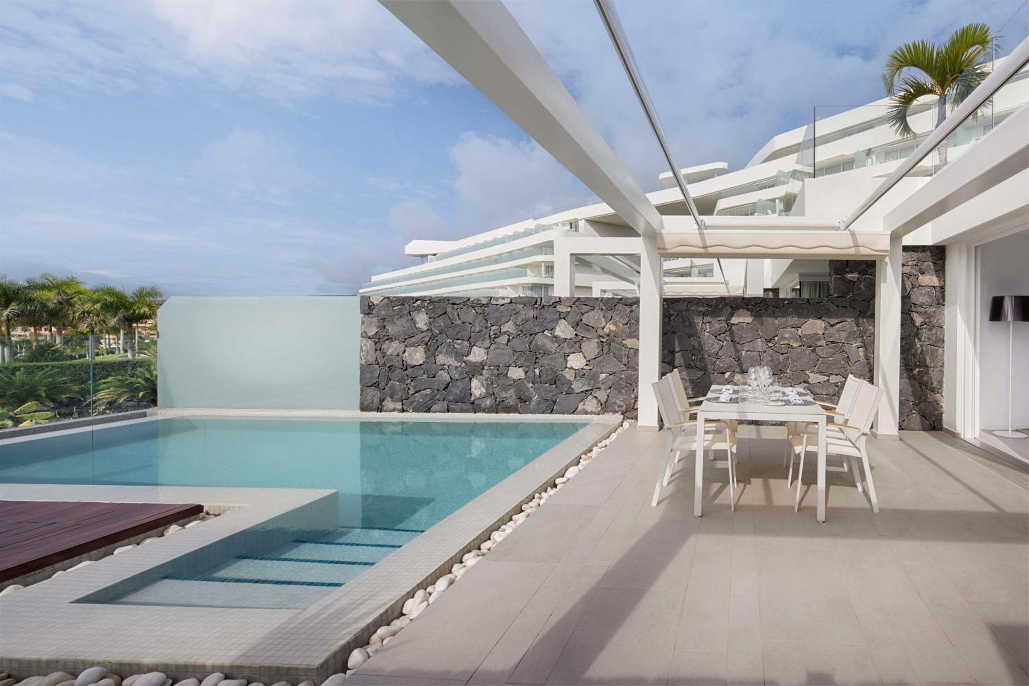 One-Bedroom Villa Private Pool,1501560781:JPEG
