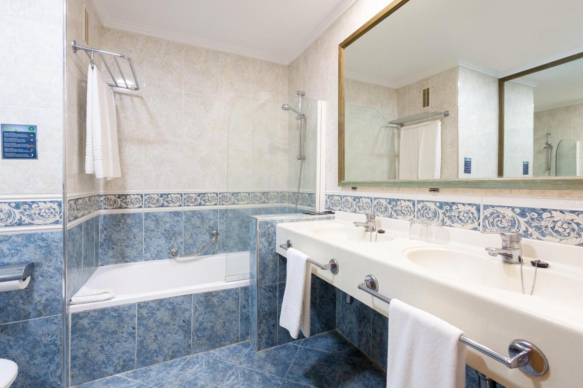 Junior Suite,1554984268:JPEG